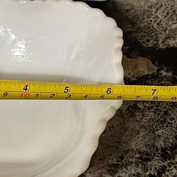 Vintage 1950s Fenton Diamond Cut Scalloped 6” White Milk Glass Candy Nut Dish’s - Picture 12 of 13